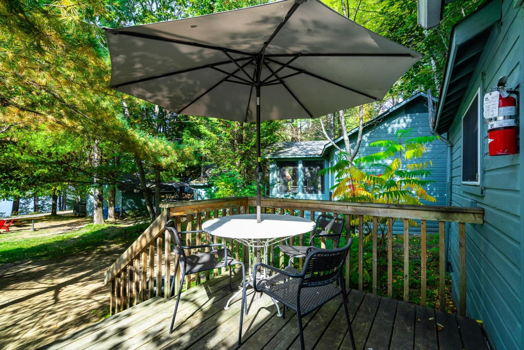 Muskoka Waterfront Retreat Dwight Exterior foto